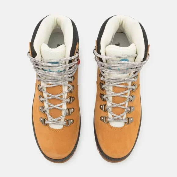 NEW TIMBERLAND Suede Euro Hiker Lace Up Boots Wheat for women 864mn